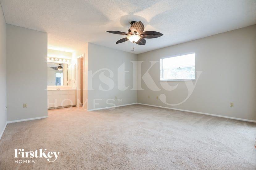 6099 David Blvd - Photo 7 of 15