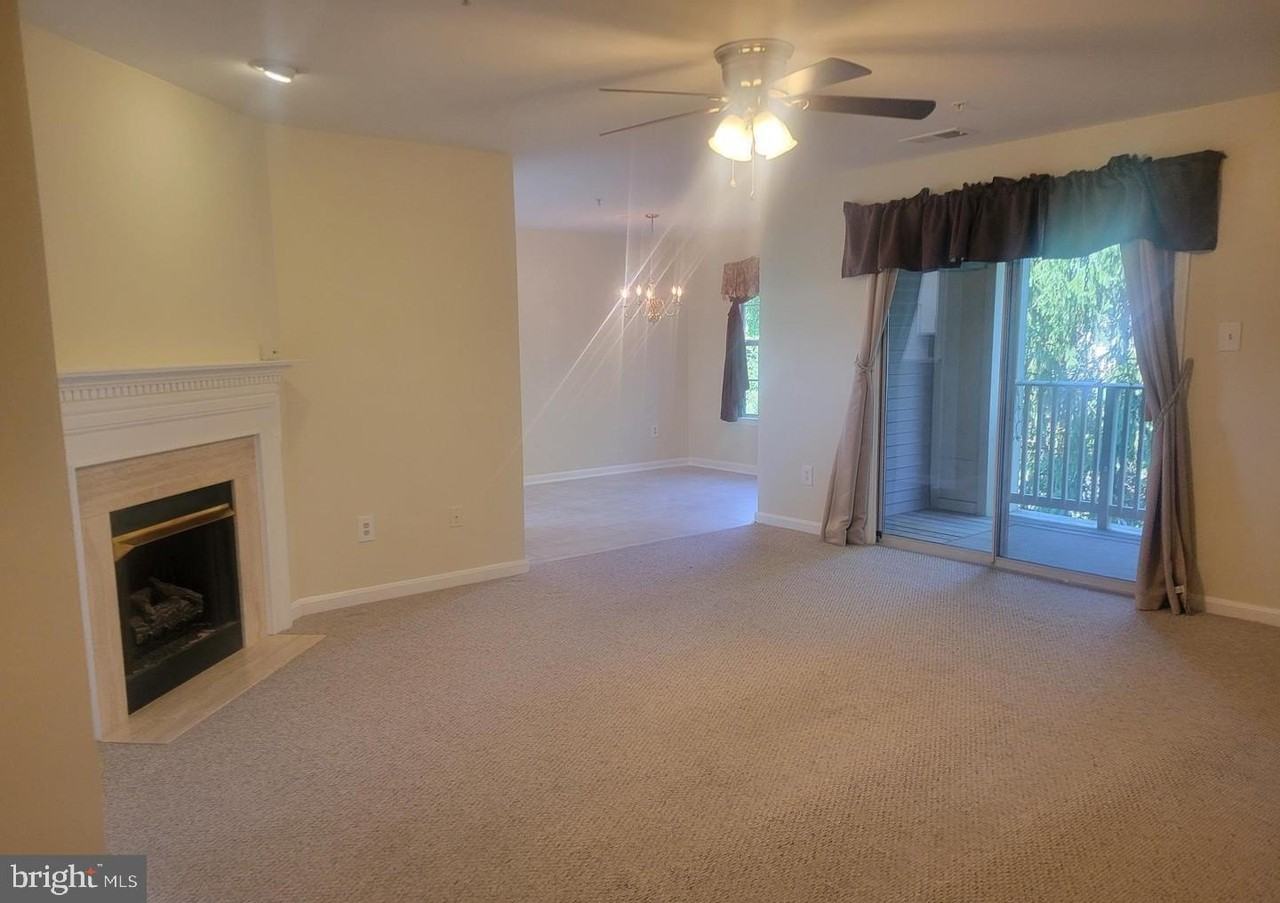 8813 Stone Ridge Cir - Photo 3 of 16