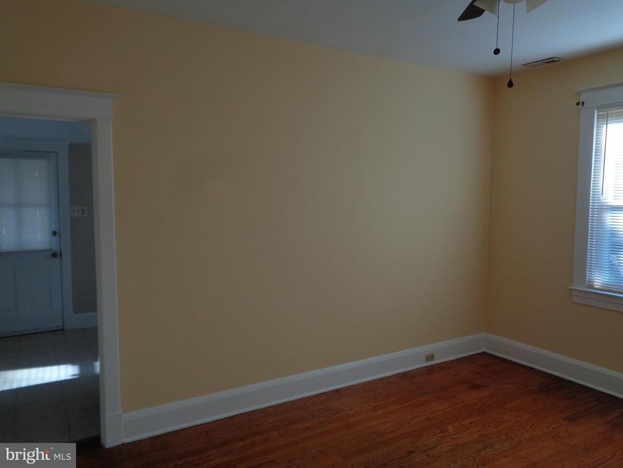 2800 Linwood Ave - Photo 4 of 17