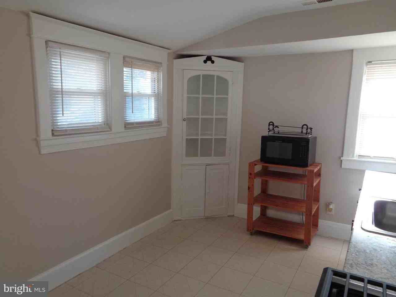 2800 Linwood Ave - Photo 6 of 17