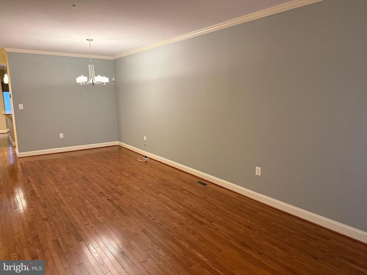 615 Strandhill Ct - Photo 3 of 26