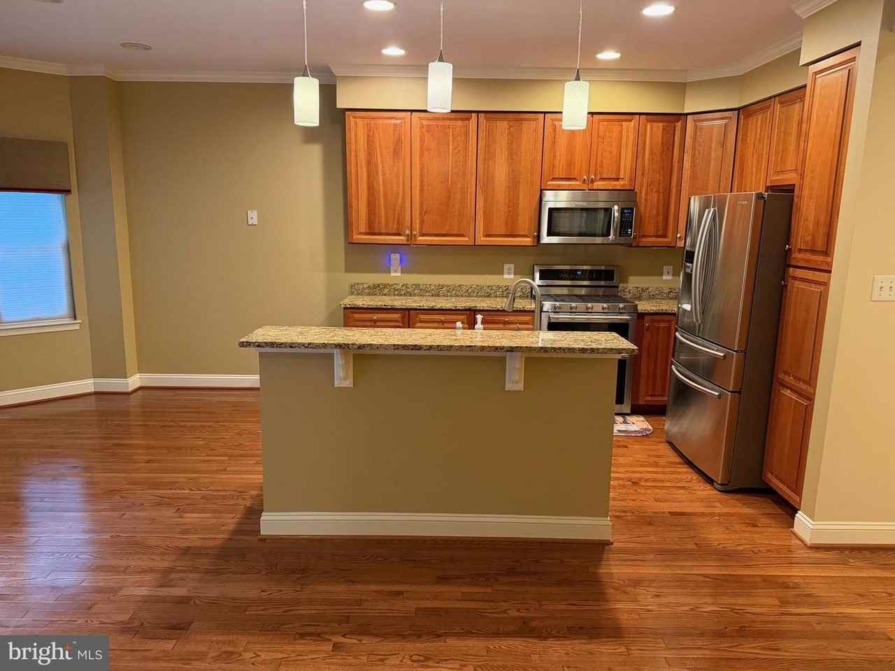 615 Strandhill Ct - Photo 5 of 26