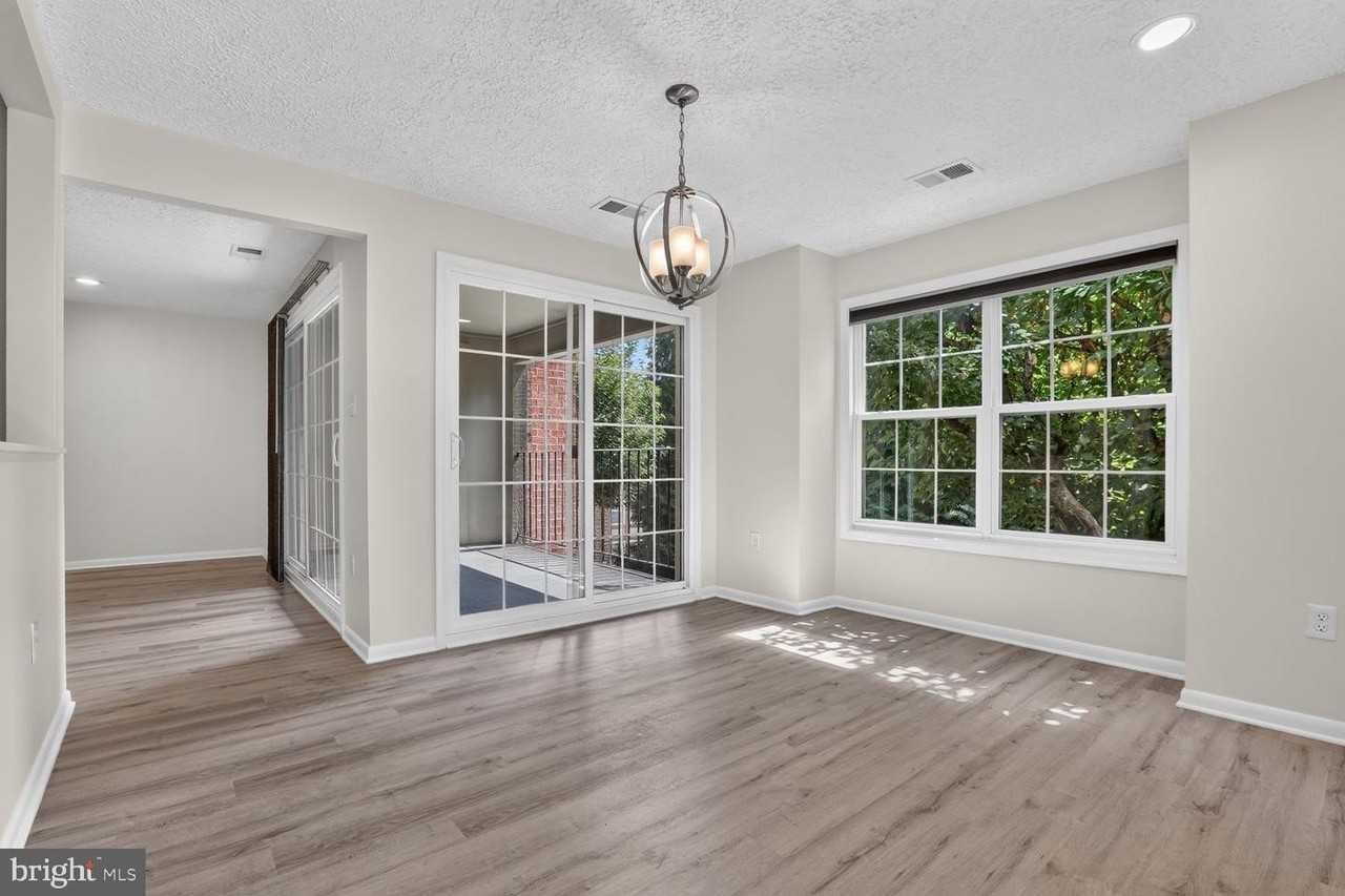6929 Clearwind Ct - Photo 7 of 29