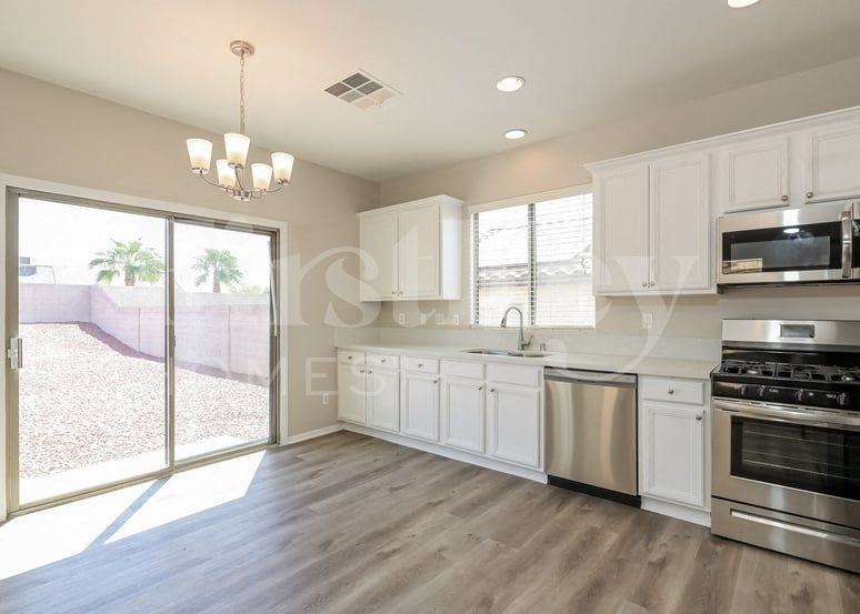 6417 Strongbow Dr - Photo 4 of 15