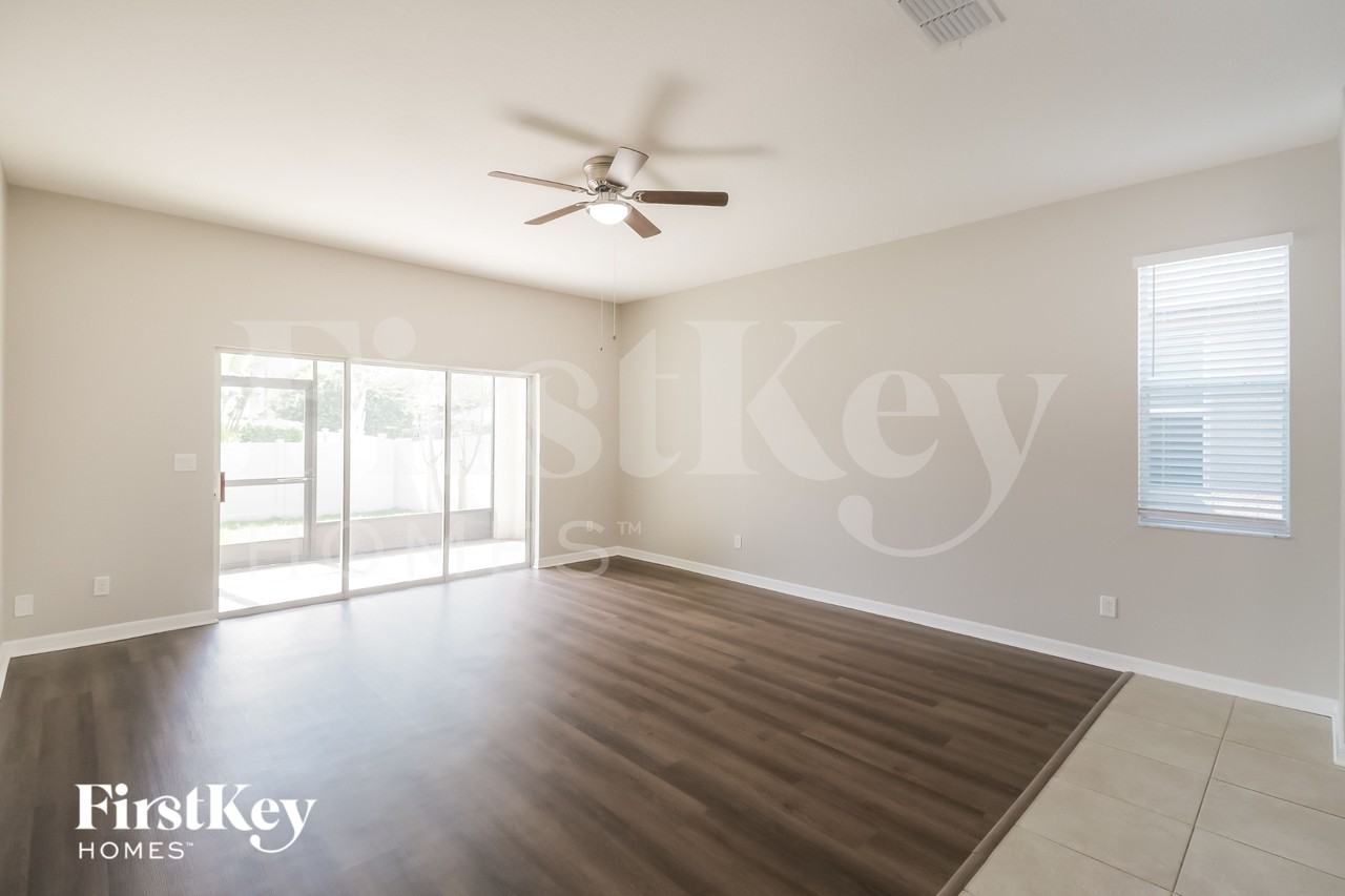 1134 Ketzal Dr - Photo 3 of 16
