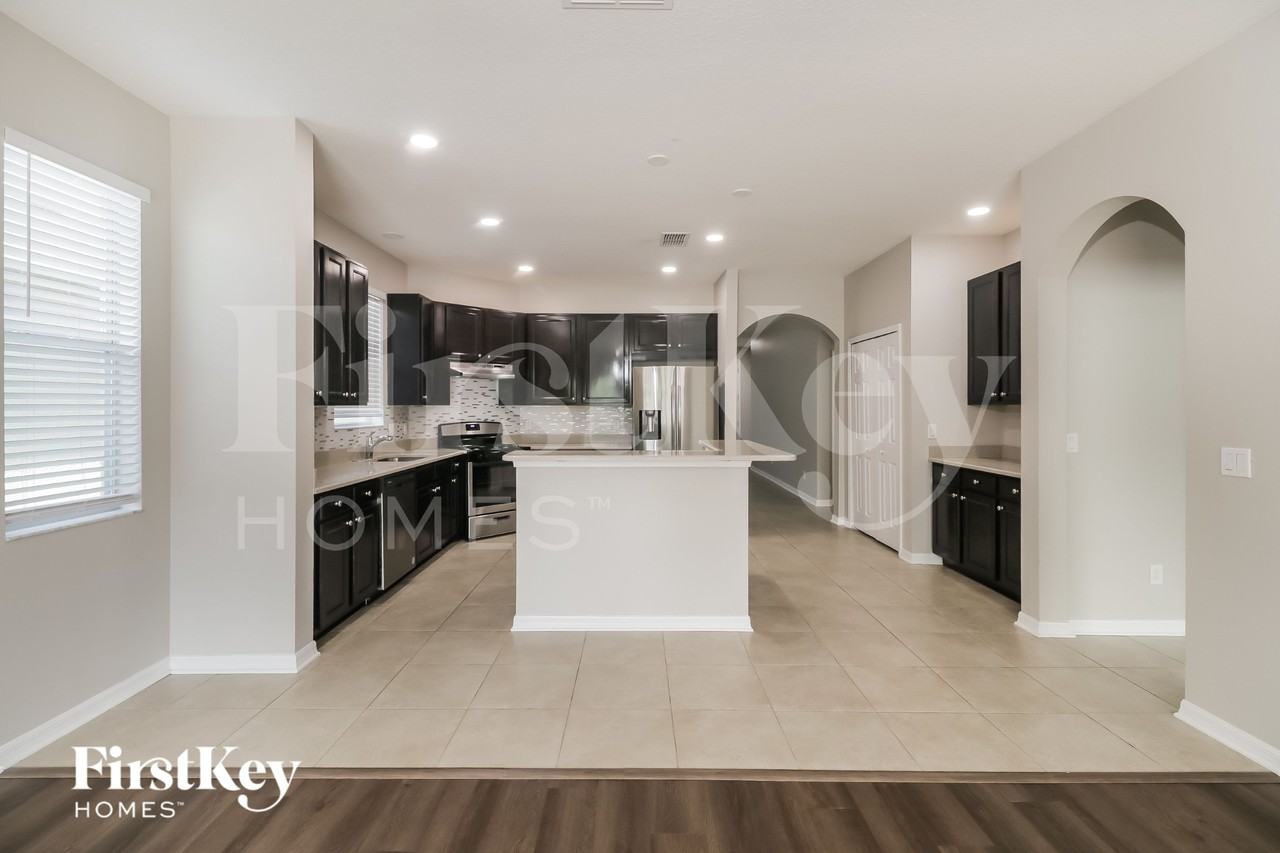 1134 Ketzal Dr - Photo 5 of 16