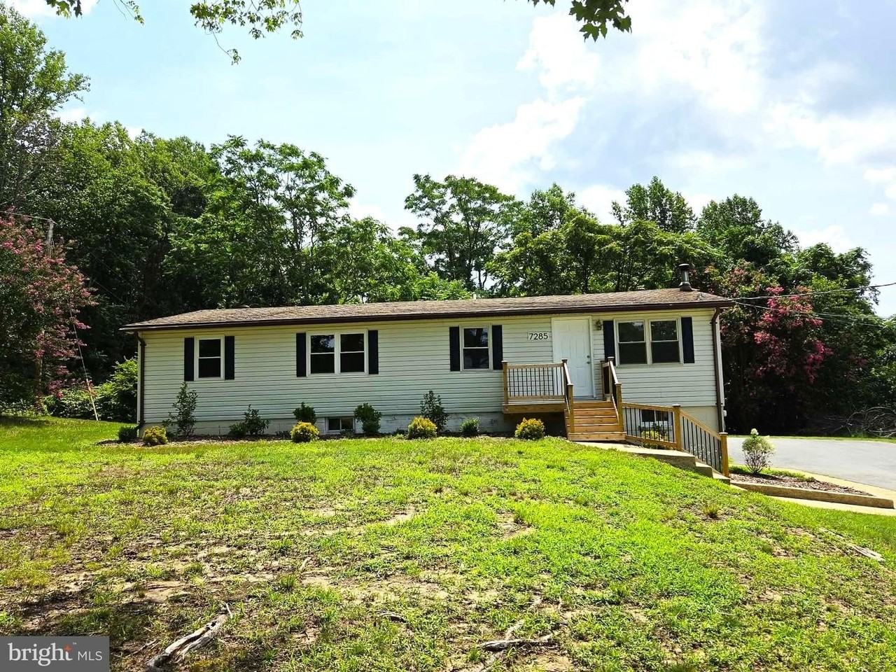 7285 Clyde Jones Rd - Photo 2 of 40