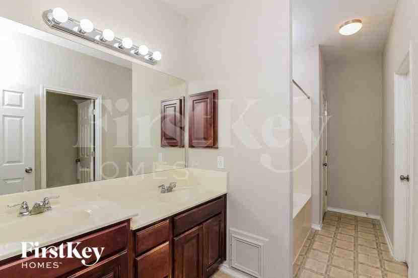 12230 Averhoff - Photo 7 of 15