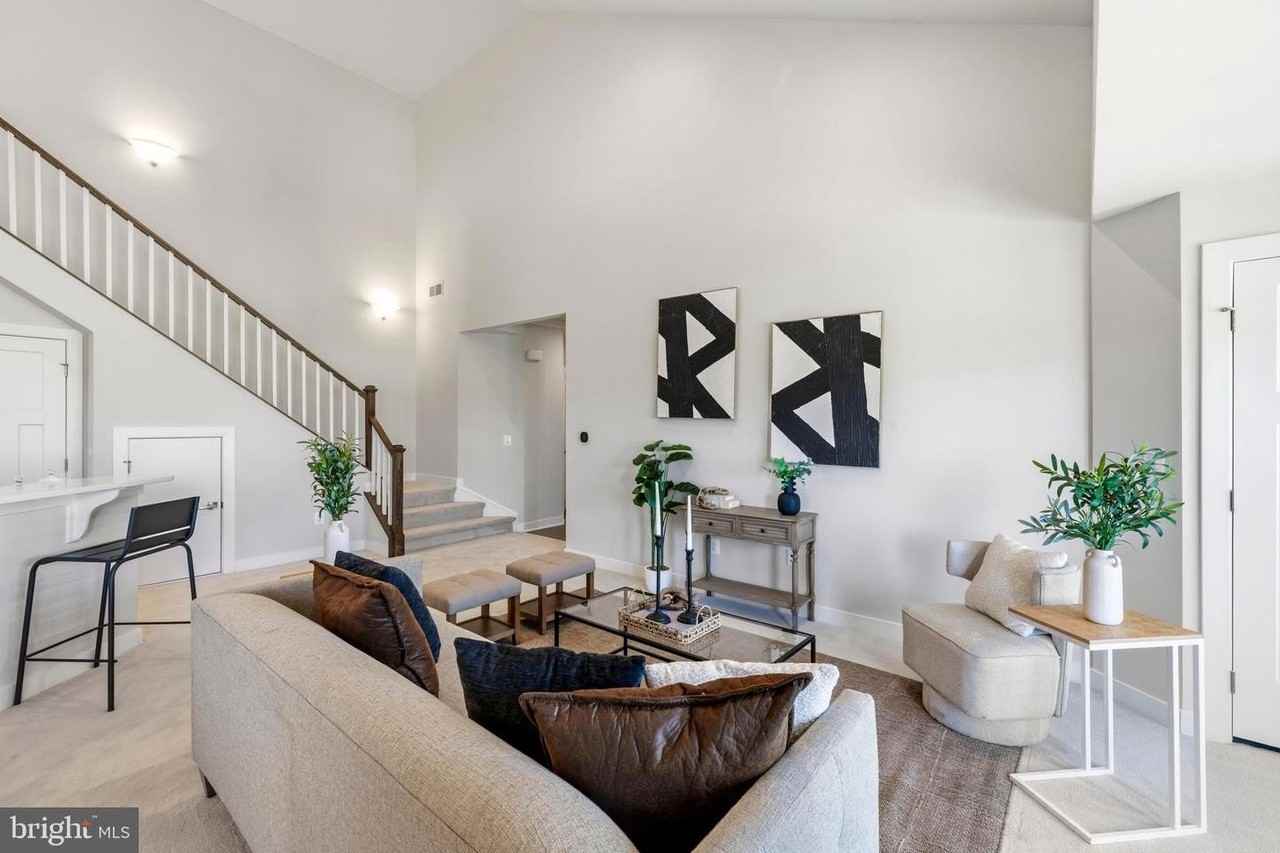 3411 Angelica Way - Photo 6 of 50