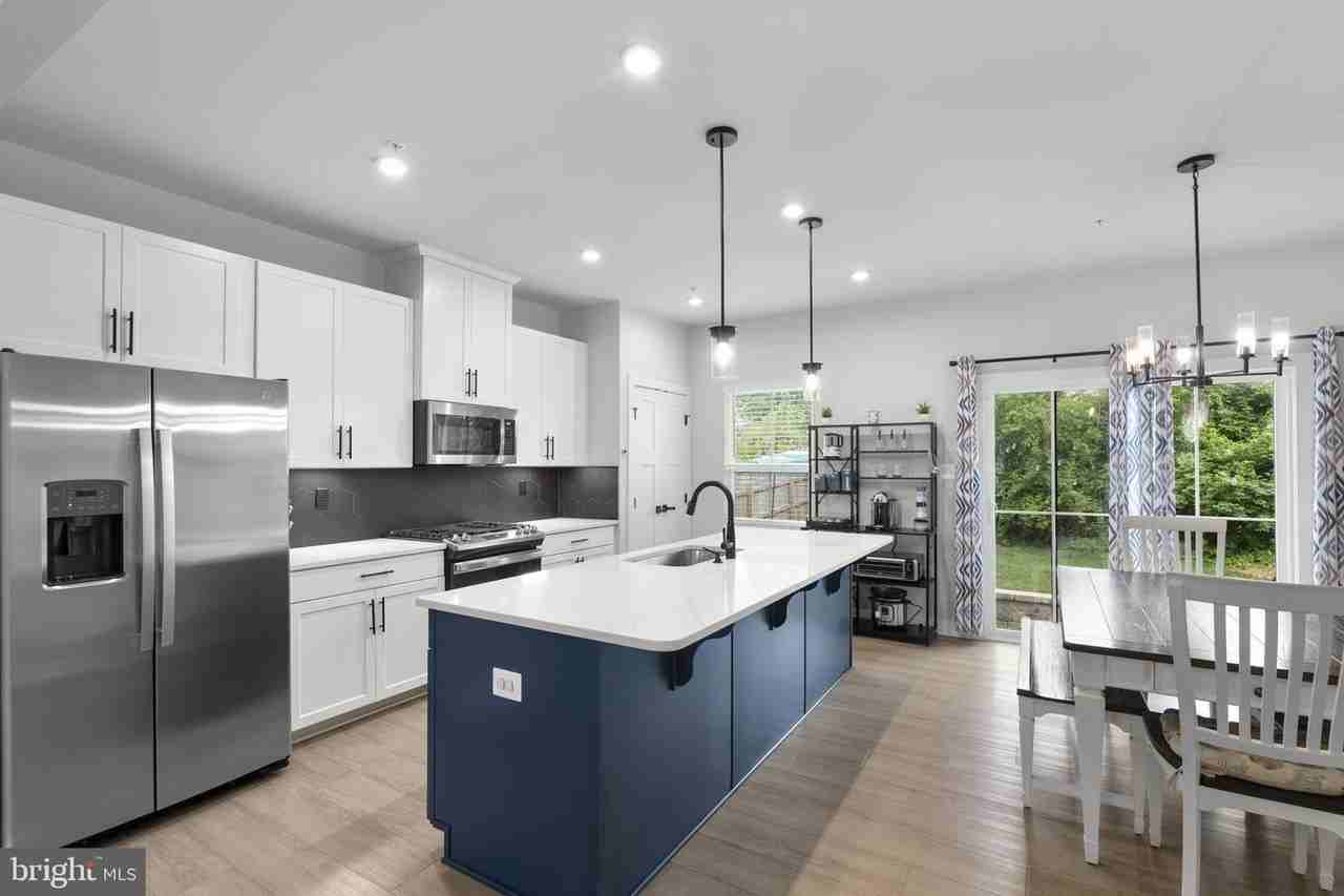 1713 Aurora Way - Photo 6 of 26