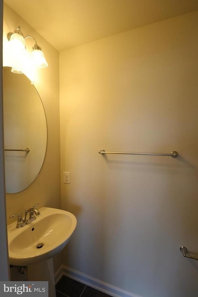 6303 Posey St - Photo 4 of 40