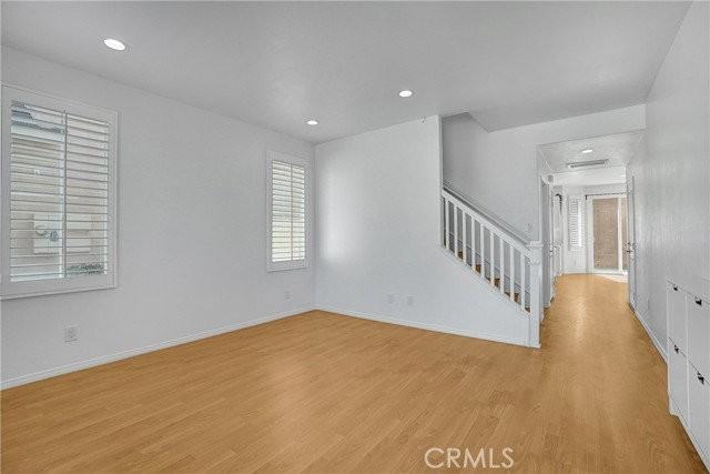 76 Millbrook - Photo 3 of 8