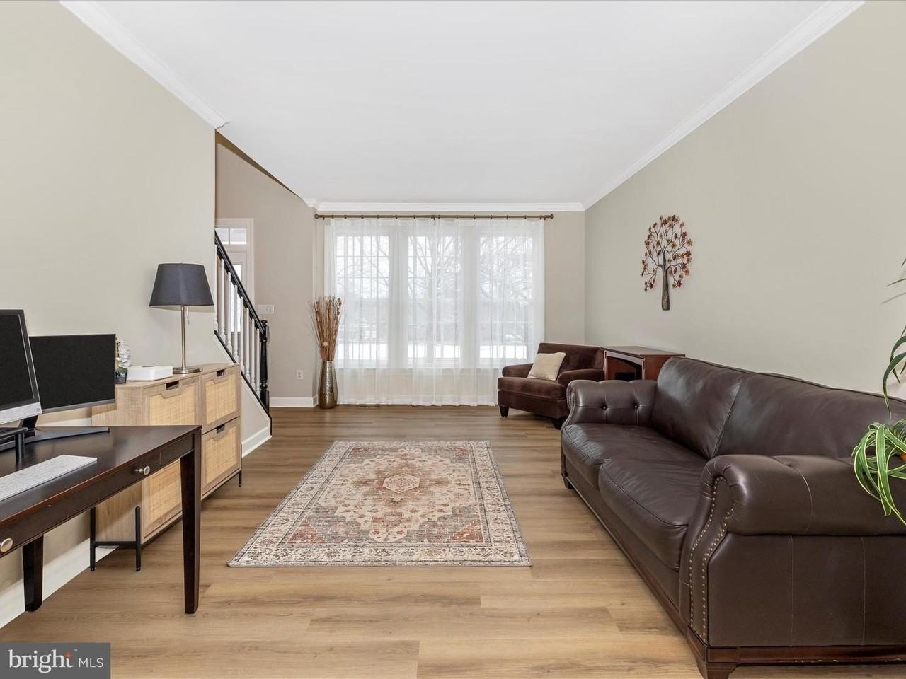 2422 Cobblestone Way - Photo 6 of 50