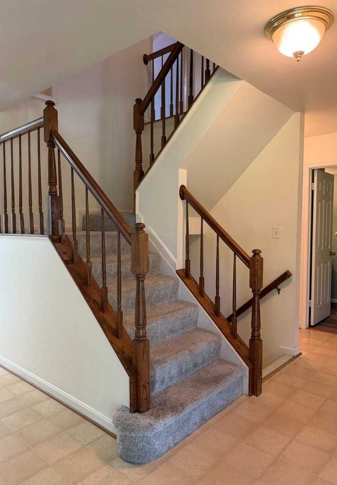 8686 Manahan Dr - Photo 3 of 17