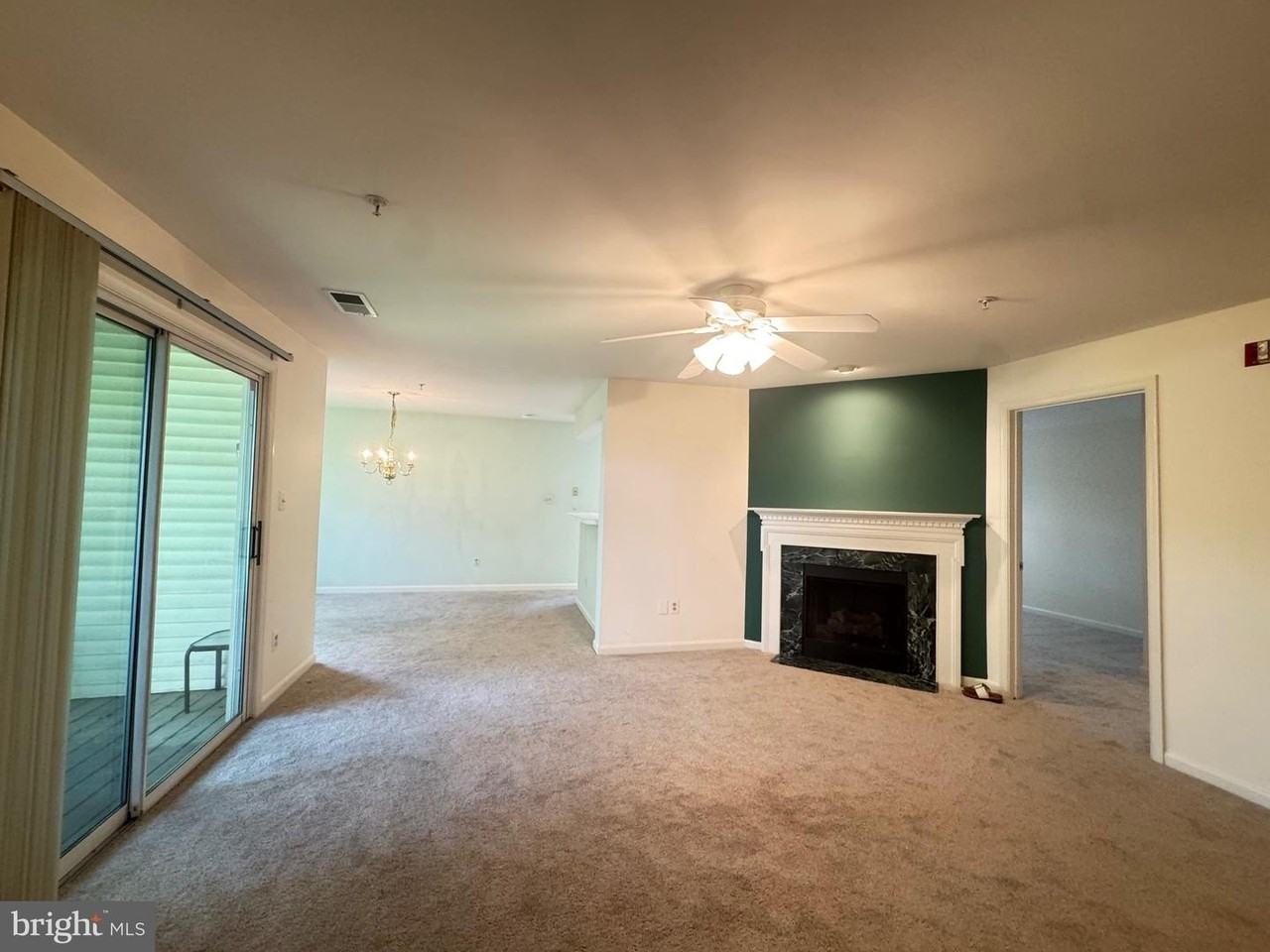 9151 Gracious End Ct - Photo 3 of 20