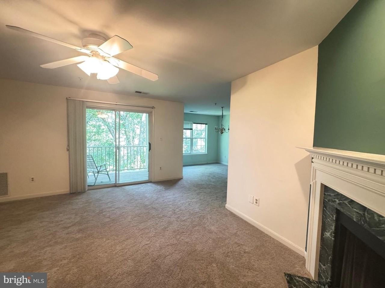 9151 Gracious End Ct - Photo 5 of 20