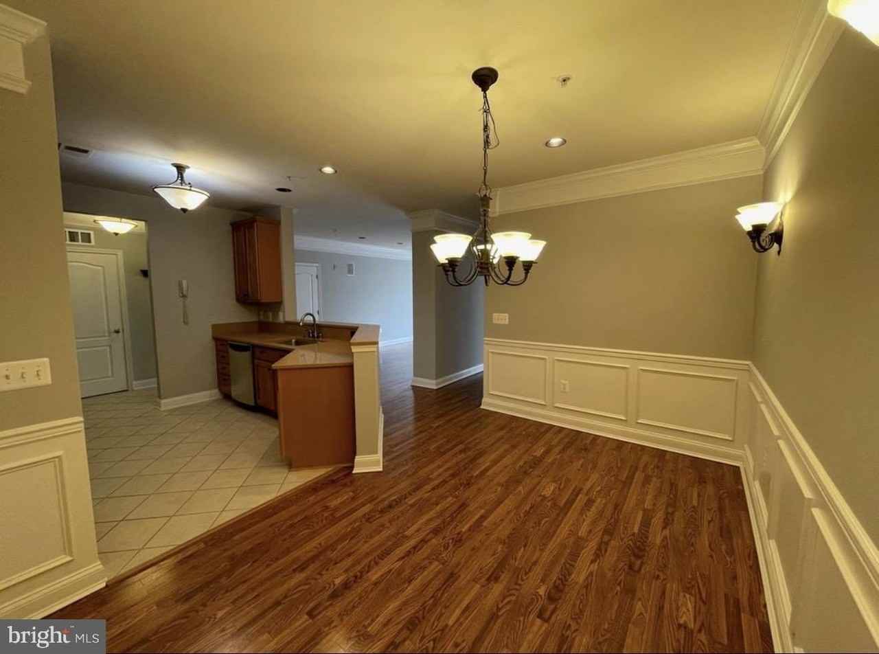 5801 Clipper Ln - Photo 6 of 13