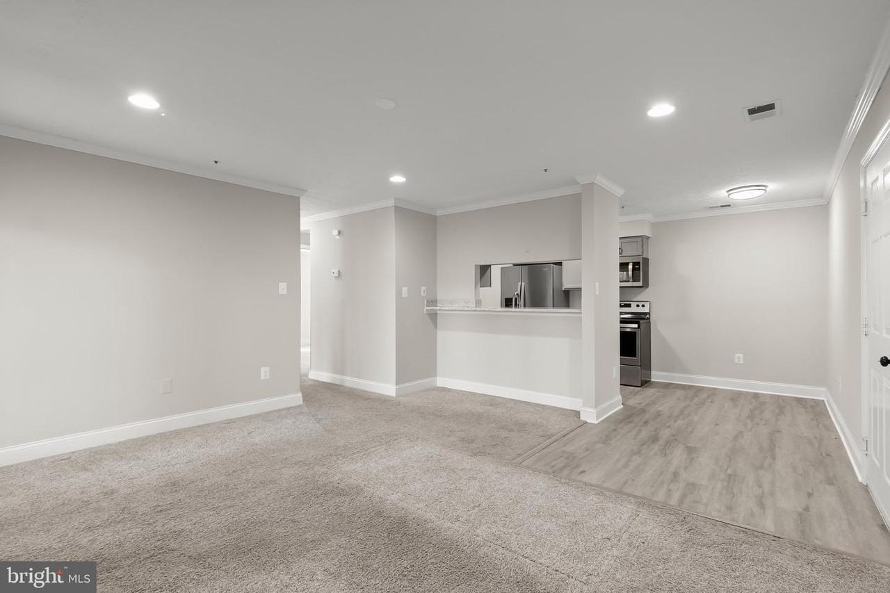 4720 Dorsey Hall Dr - Photo 3 of 34