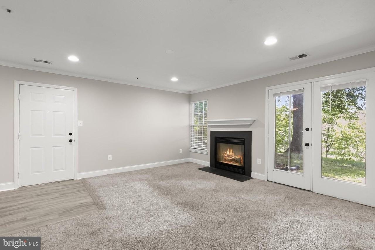 4720 Dorsey Hall Dr - Photo 5 of 34