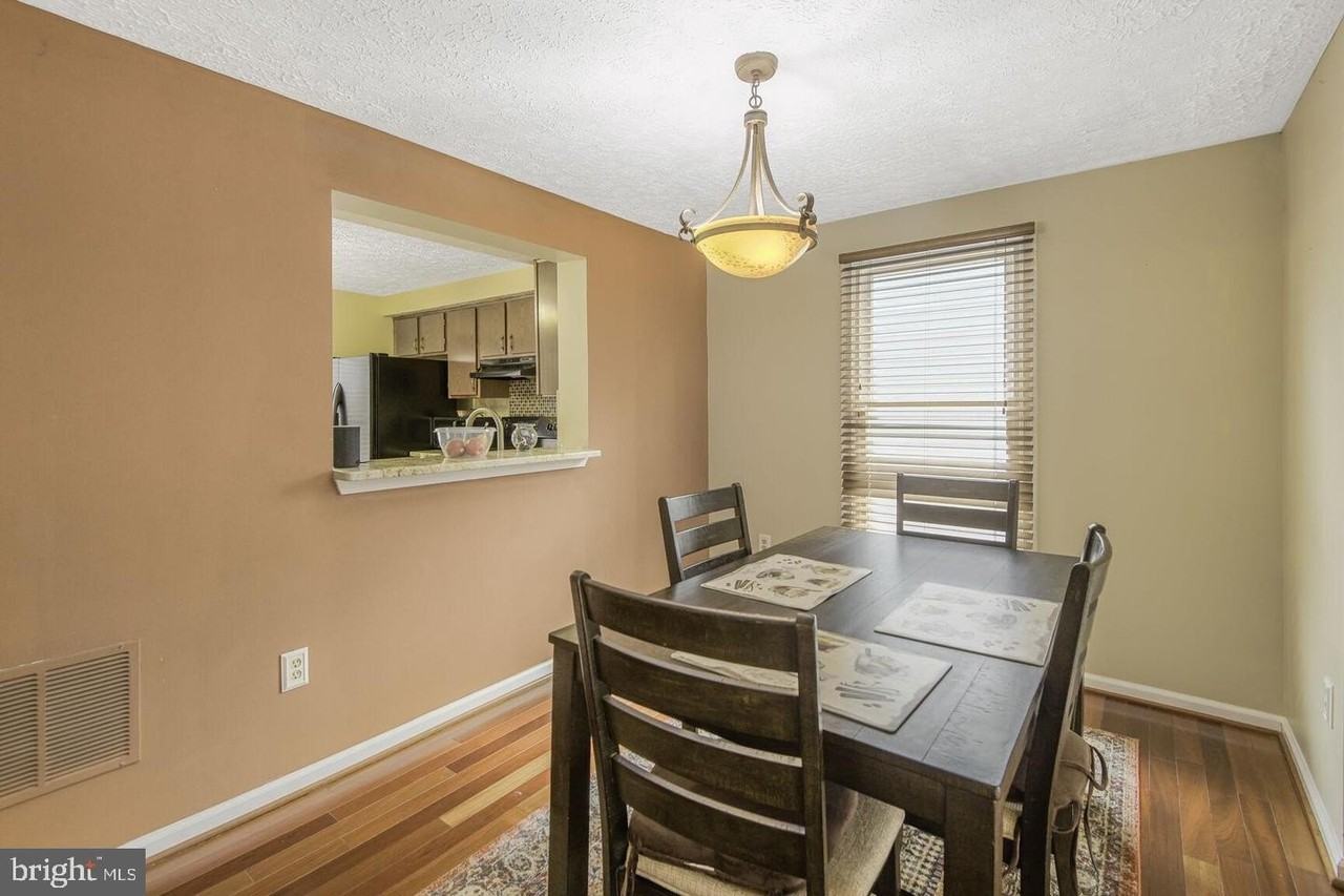 6121 Cedar Wood Dr - Photo 5 of 17