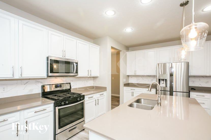 6640 Harvest Moon Ln - Photo 4 of 15