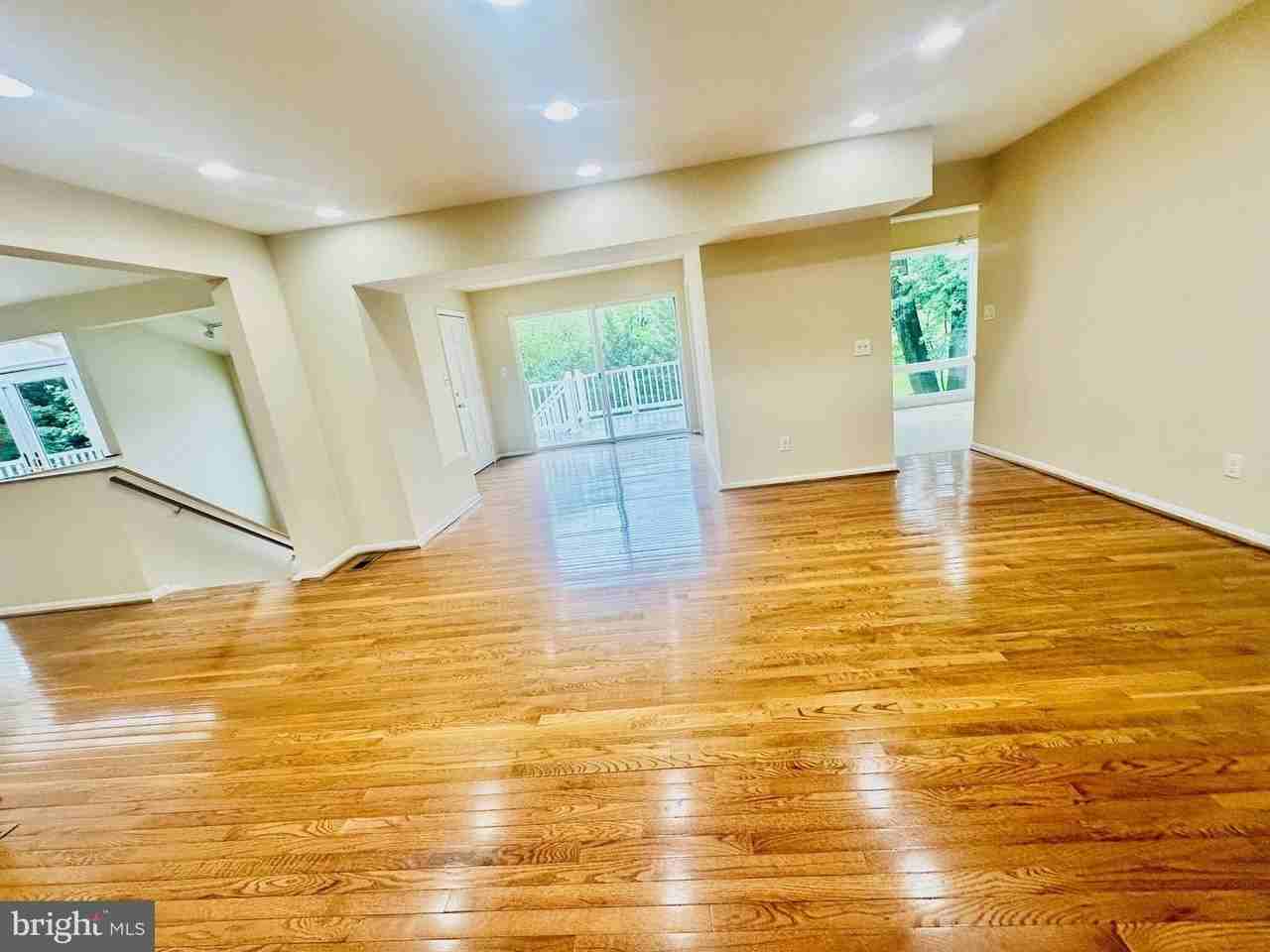 9124 Wandering Trail Dr - Photo 5 of 24