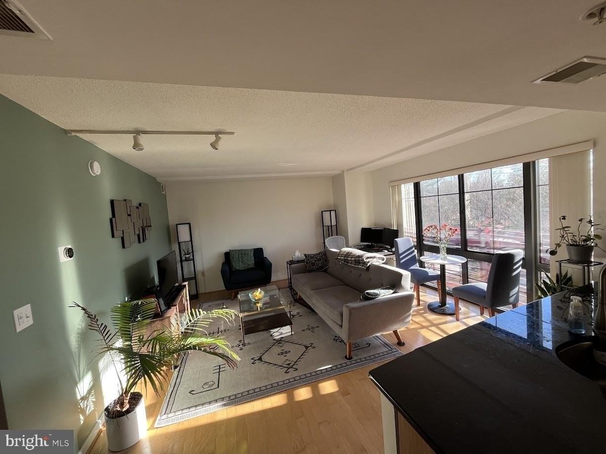 7923 Eastern Ave - Photo 3 of 11