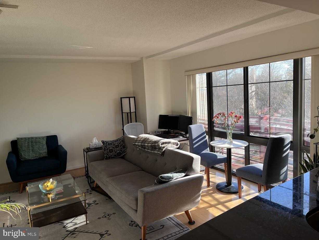7923 Eastern Ave - Photo 4 of 11