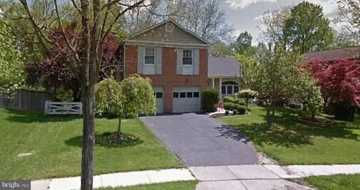 featured image of 6 Bouldercrest Ct