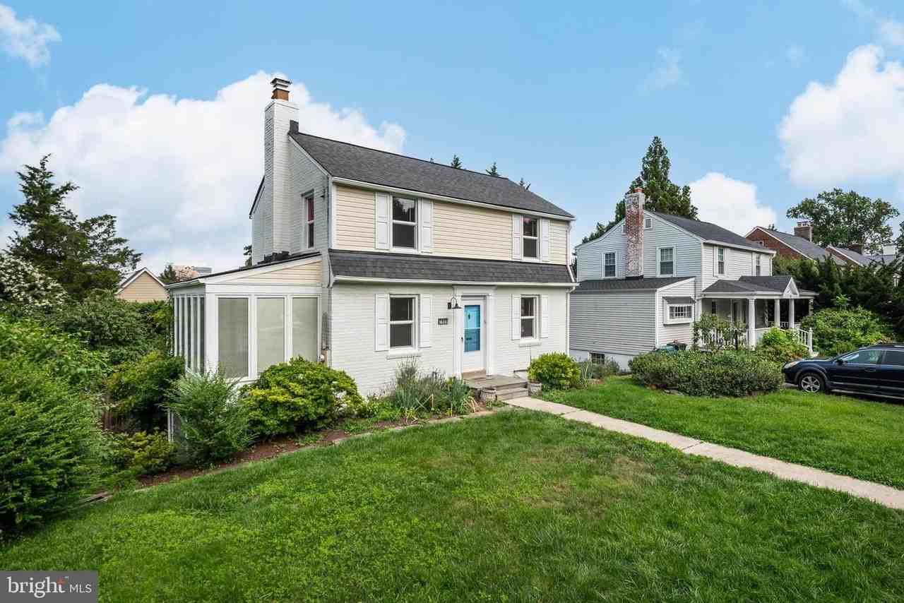 7823 Marion Ln - Photo 3 of 34