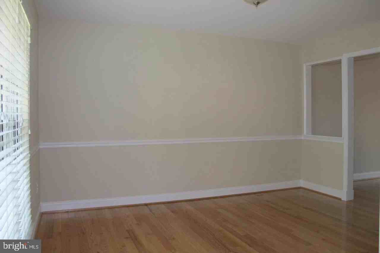17407 Gallagher Way - Photo 3 of 28