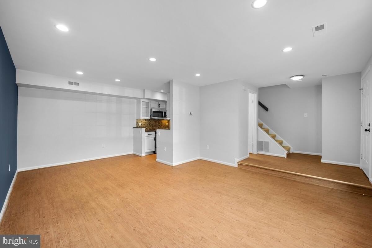 10129 Green Holly Ter - Photo 5 of 23