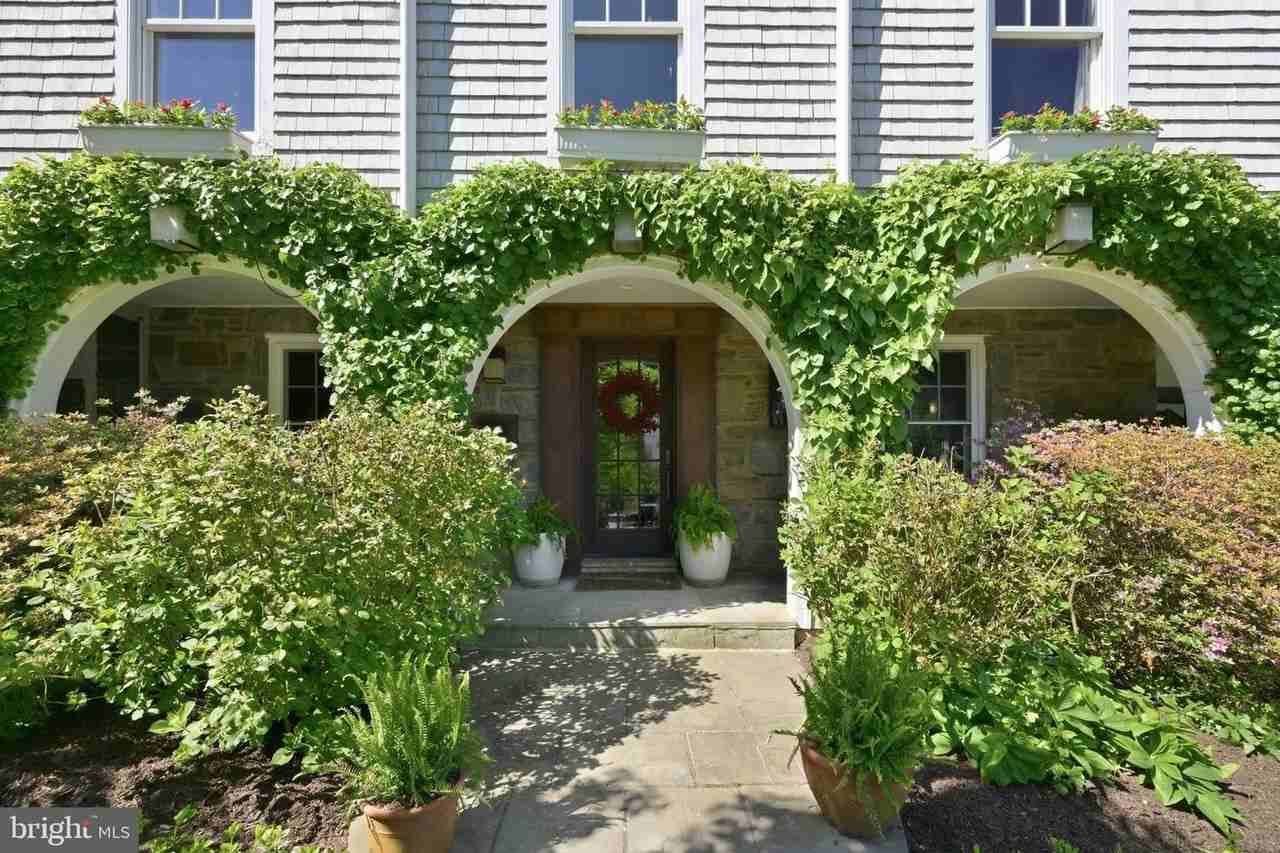 2800 Greenvale St - Photo 5 of 50