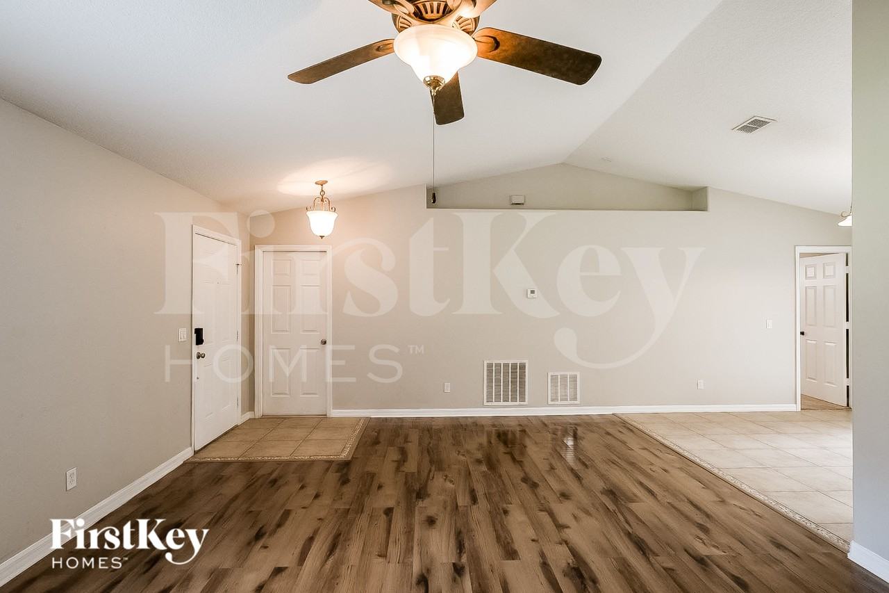 1420 19th St - Photo 3 of 17