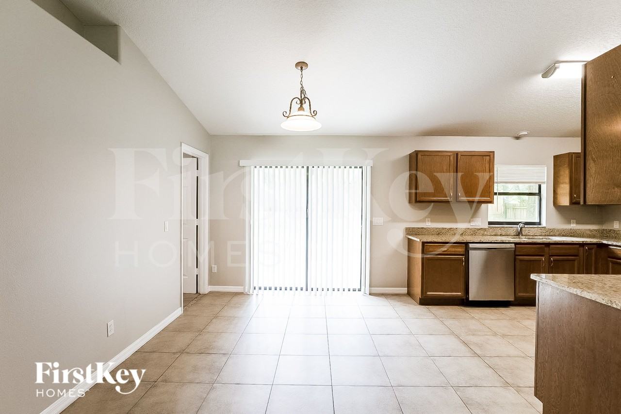 1420 19th St - Photo 5 of 17