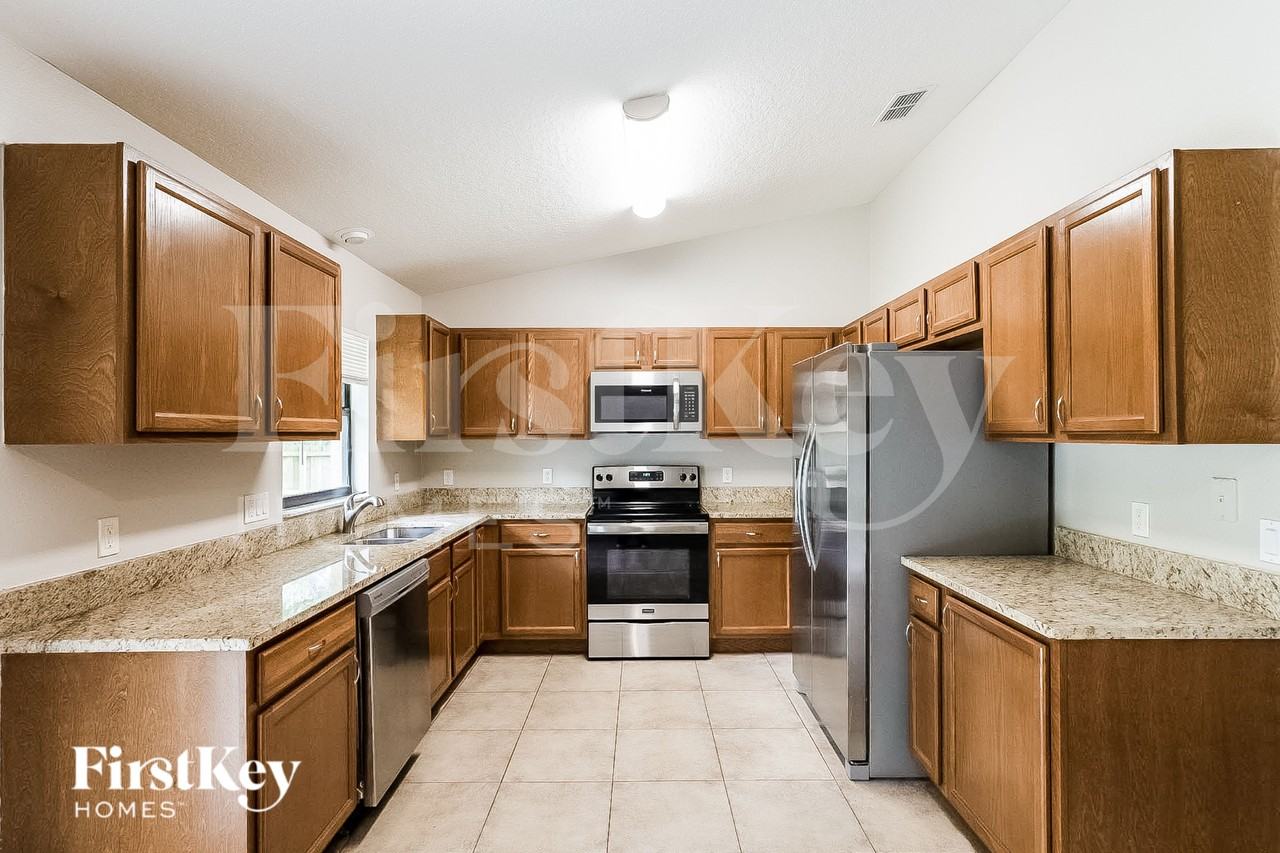 1420 19th St - Photo 6 of 17