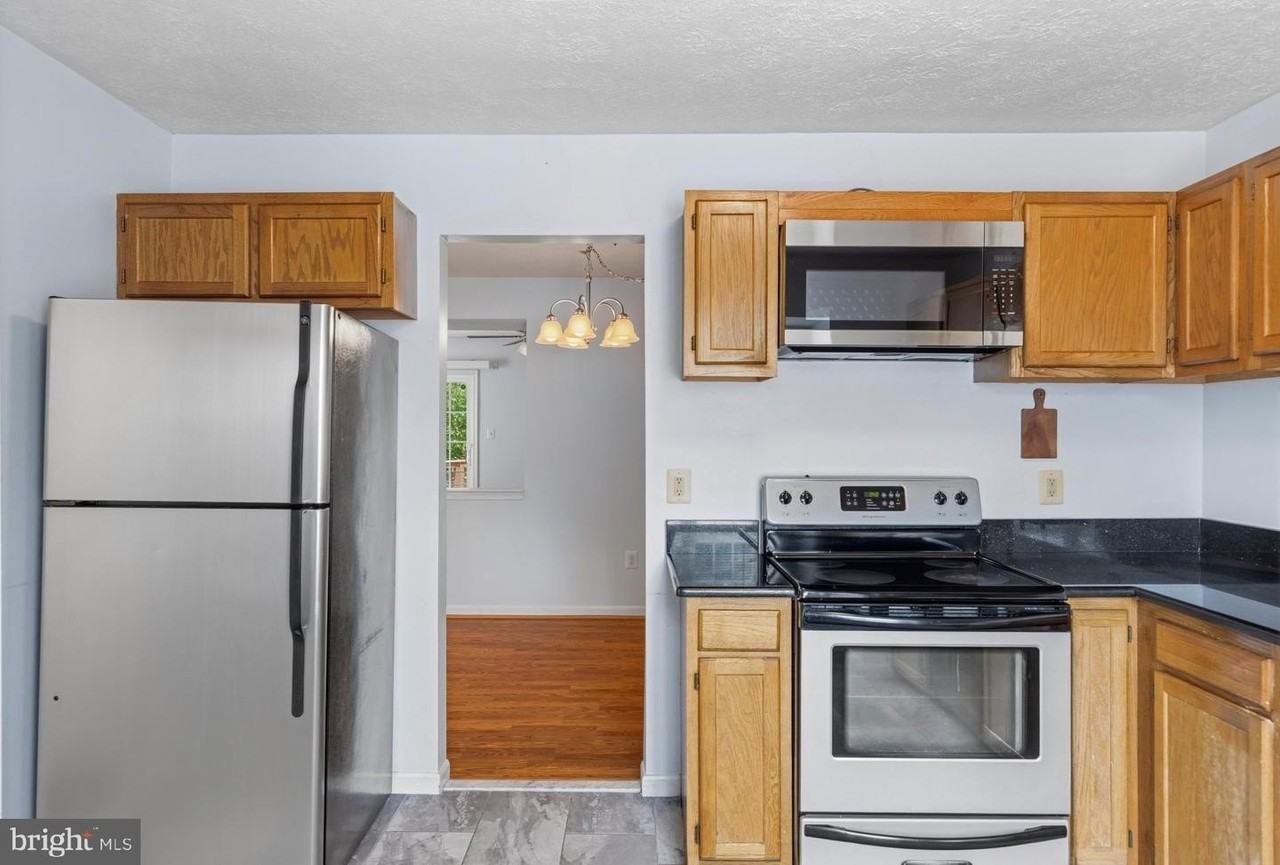 1518 Deep Gorge Ct - Photo 6 of 33