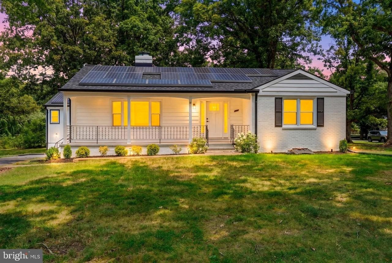 2608 Holly Dr