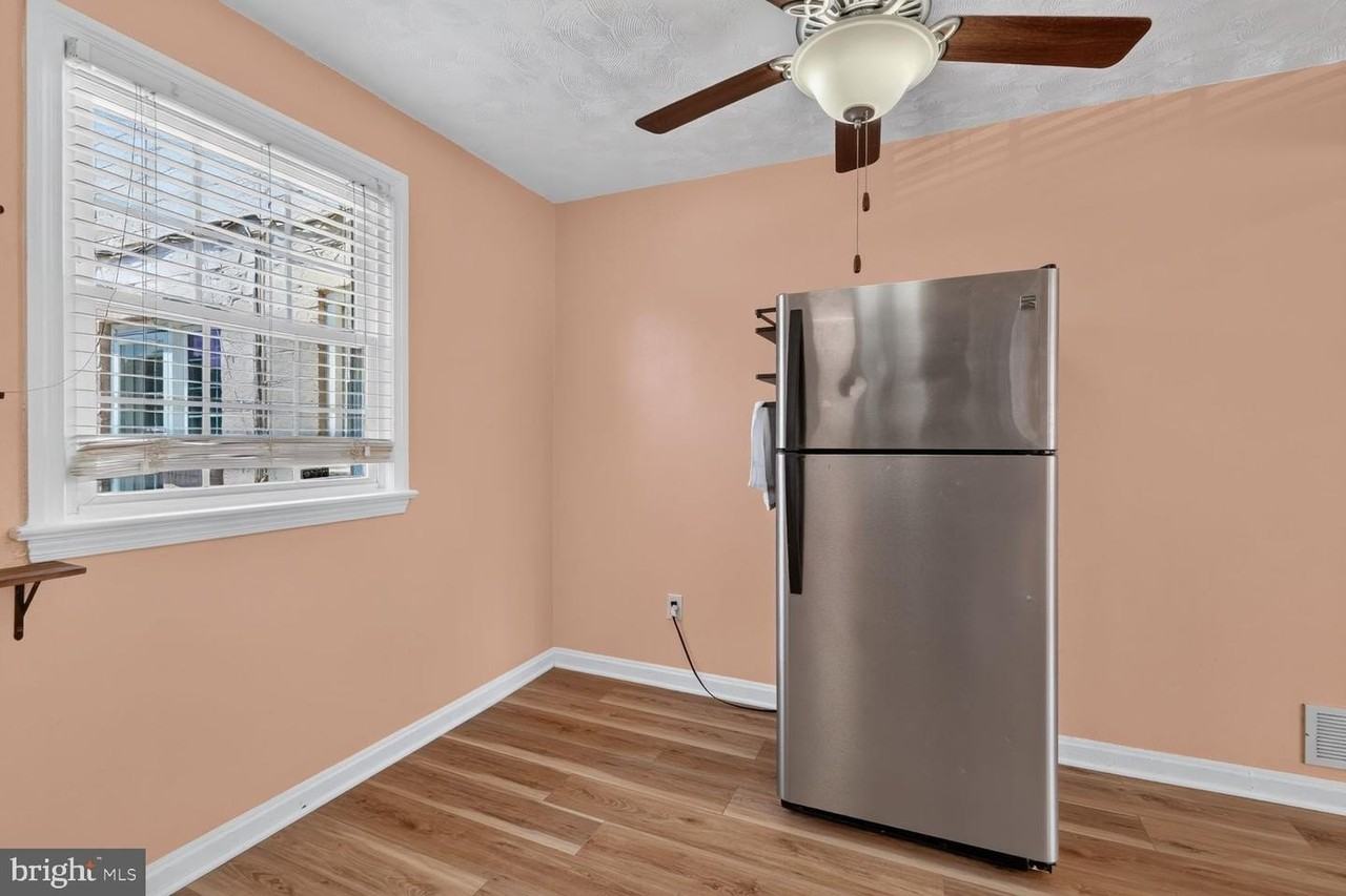 2437 Iverson St - Photo 7 of 16
