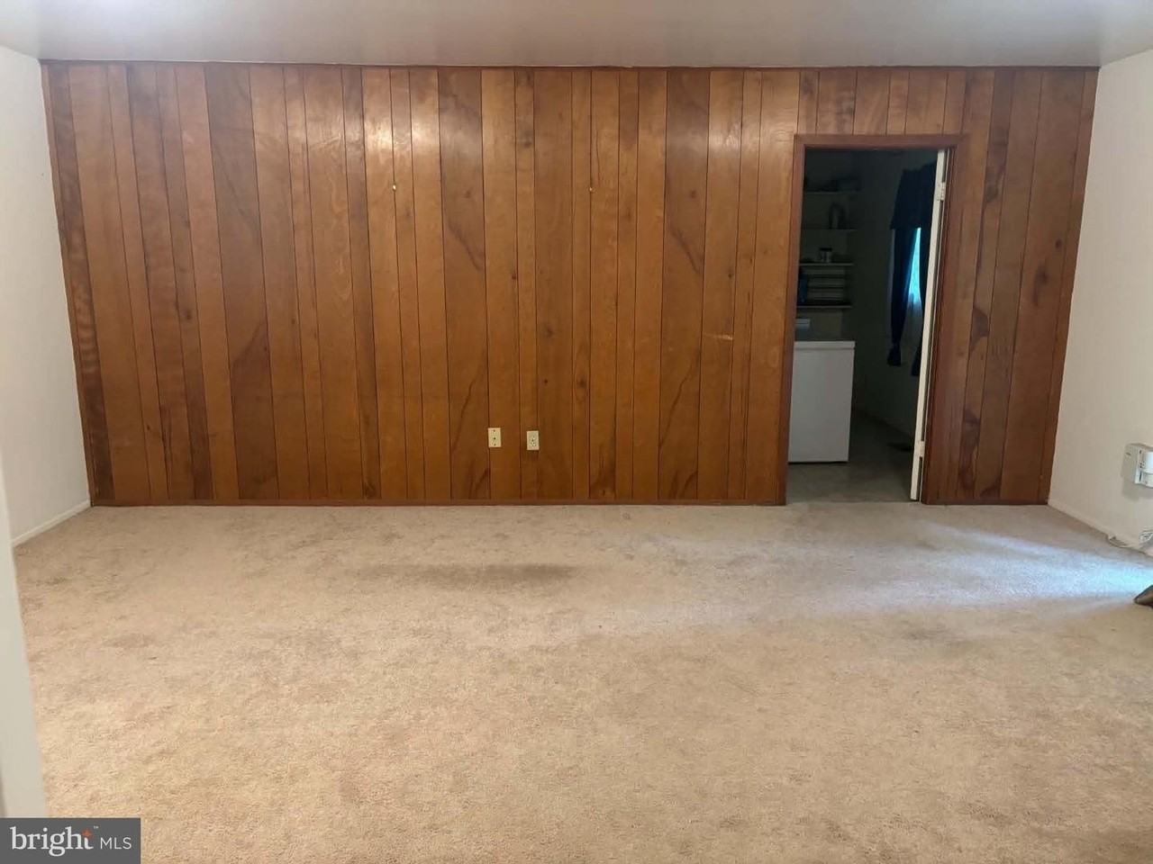 2207 Hyson Pl - Photo 7 of 17