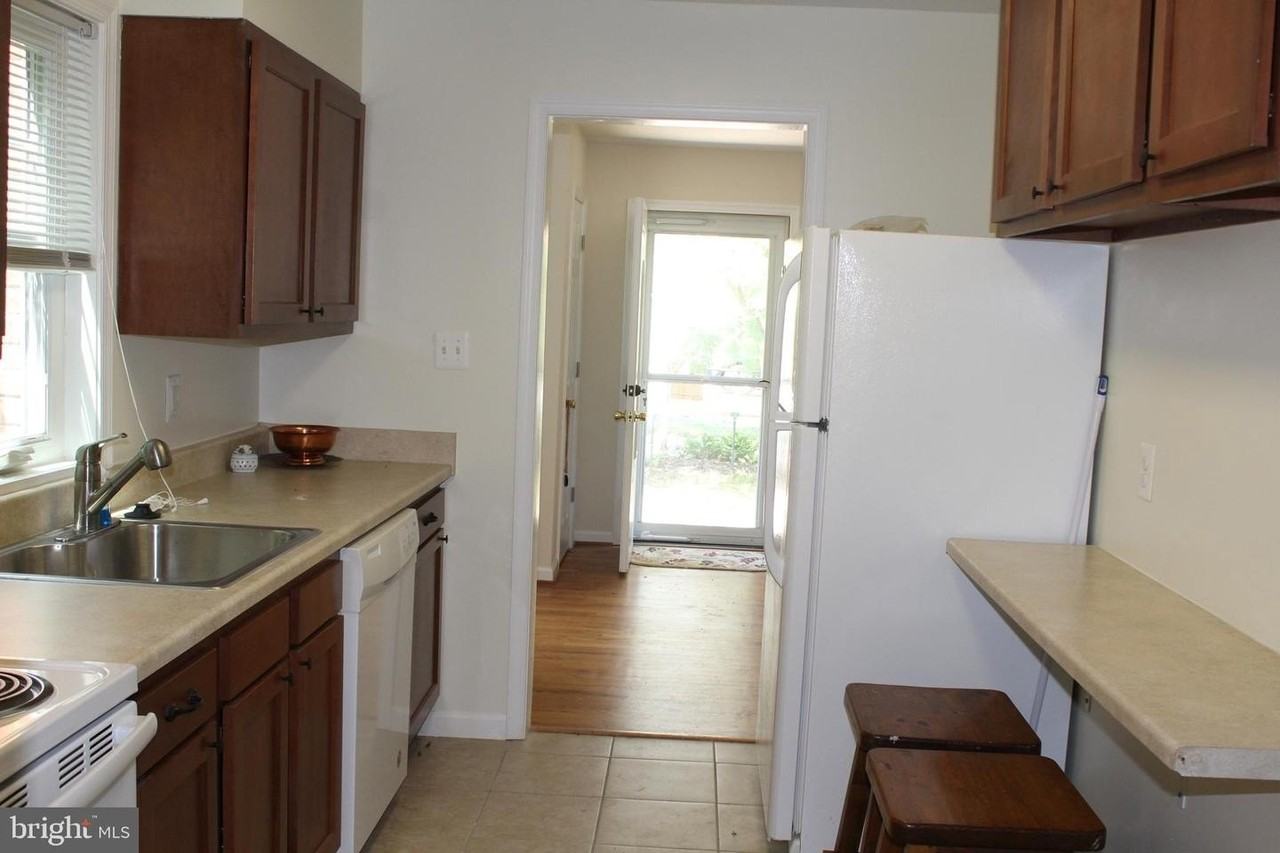 5409 75th Ave - Photo 2 of 24