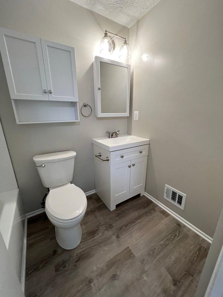 16337 Pewter Ln - Photo 7 of 18