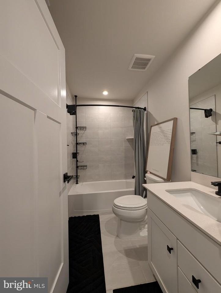 16141 Meadow Glenn Dr - Photo 5 of 20