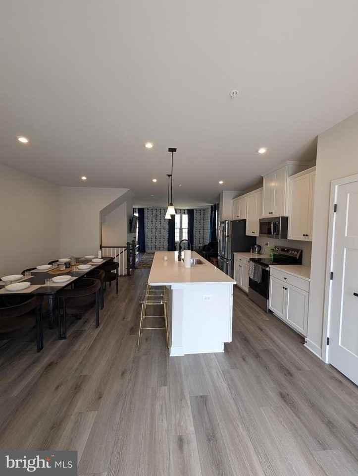 16141 Meadow Glenn Dr - Photo 7 of 20