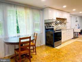 9122 Bridgewater St - Photo 1 of 1