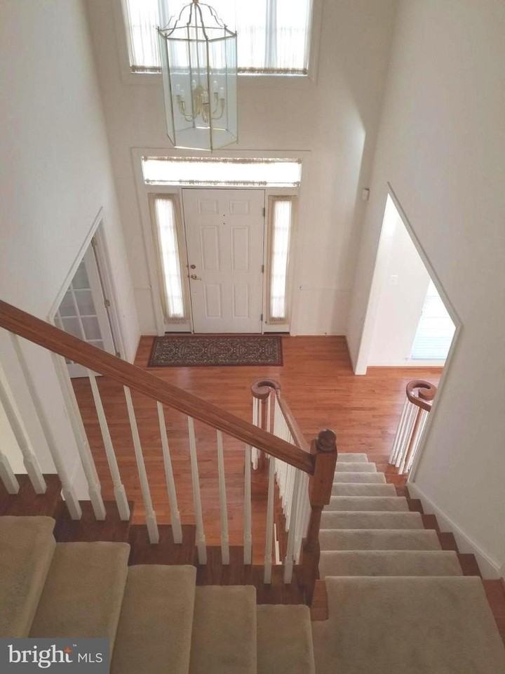 4415 Medallion Dr - Photo 4 of 24