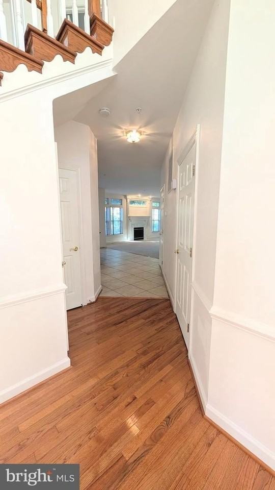 4415 Medallion Dr - Photo 5 of 24