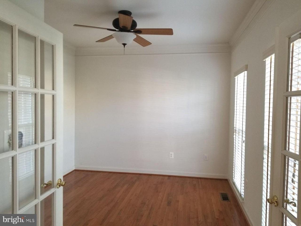 4415 Medallion Dr - Photo 6 of 24