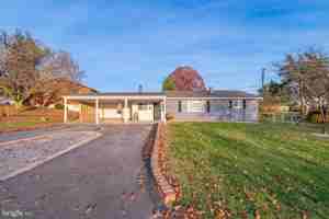 featured image of 11419 Greenberry Rd