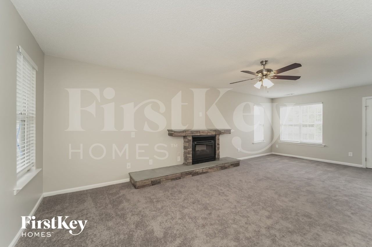 10331 Cannarti Dr - Photo 5 of 15